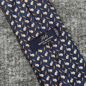 Brooks Brothers 346 Men's Navy Blue Silk Tie Bunny Rabbit Carrot Novelty Easter